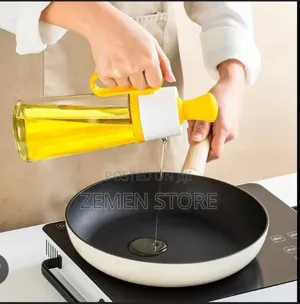 2-in-1 Integrated Oil Dispenser Silicone Brush (650ml)