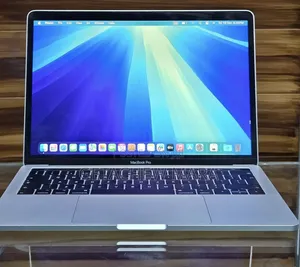 New Laptop Apple MacBook Pro 2019 8GB Intel Core I5 SSD 128GB