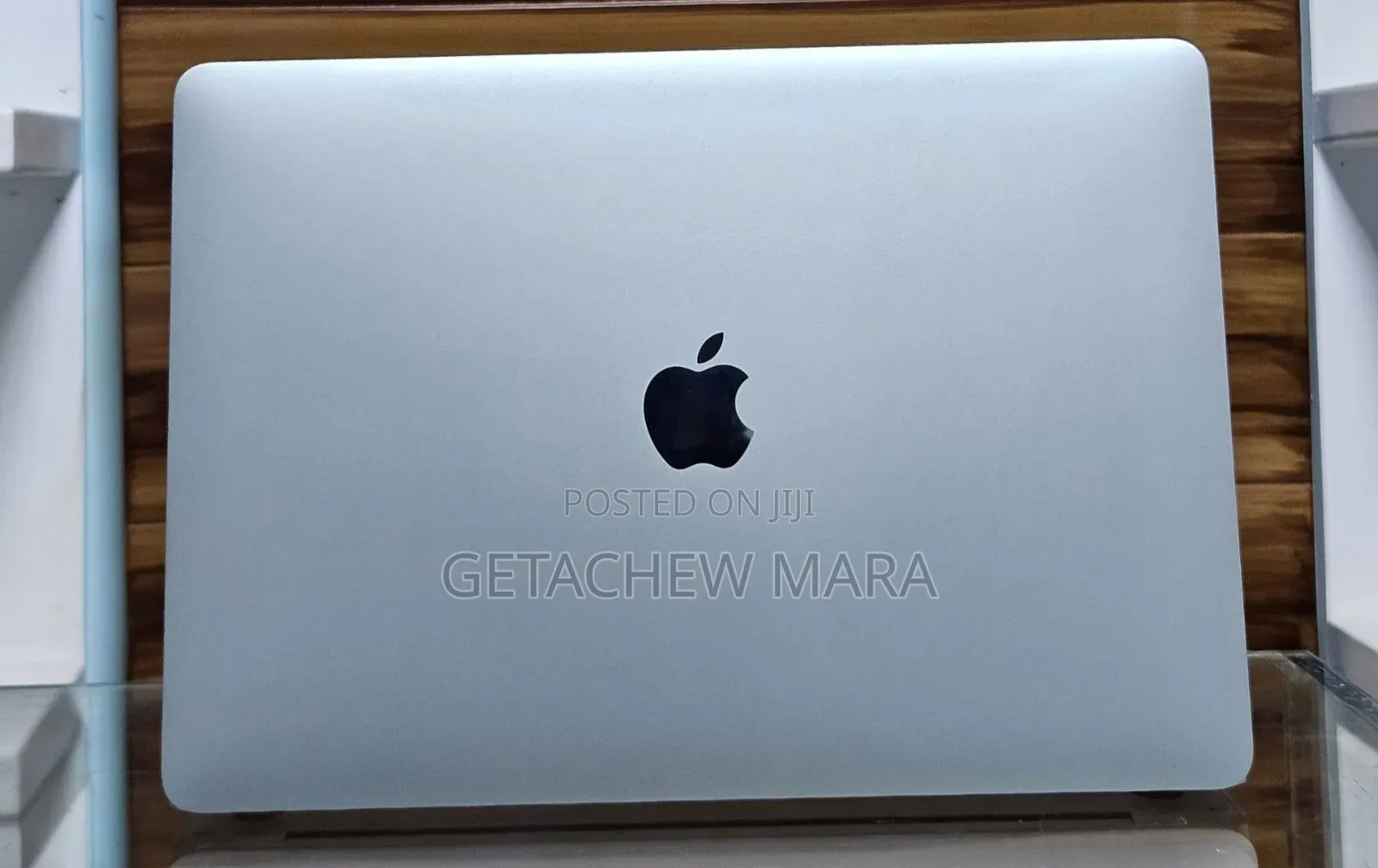 New Laptop Apple MacBook Pro 2019 8GB Intel Core I5 SSD 128GB