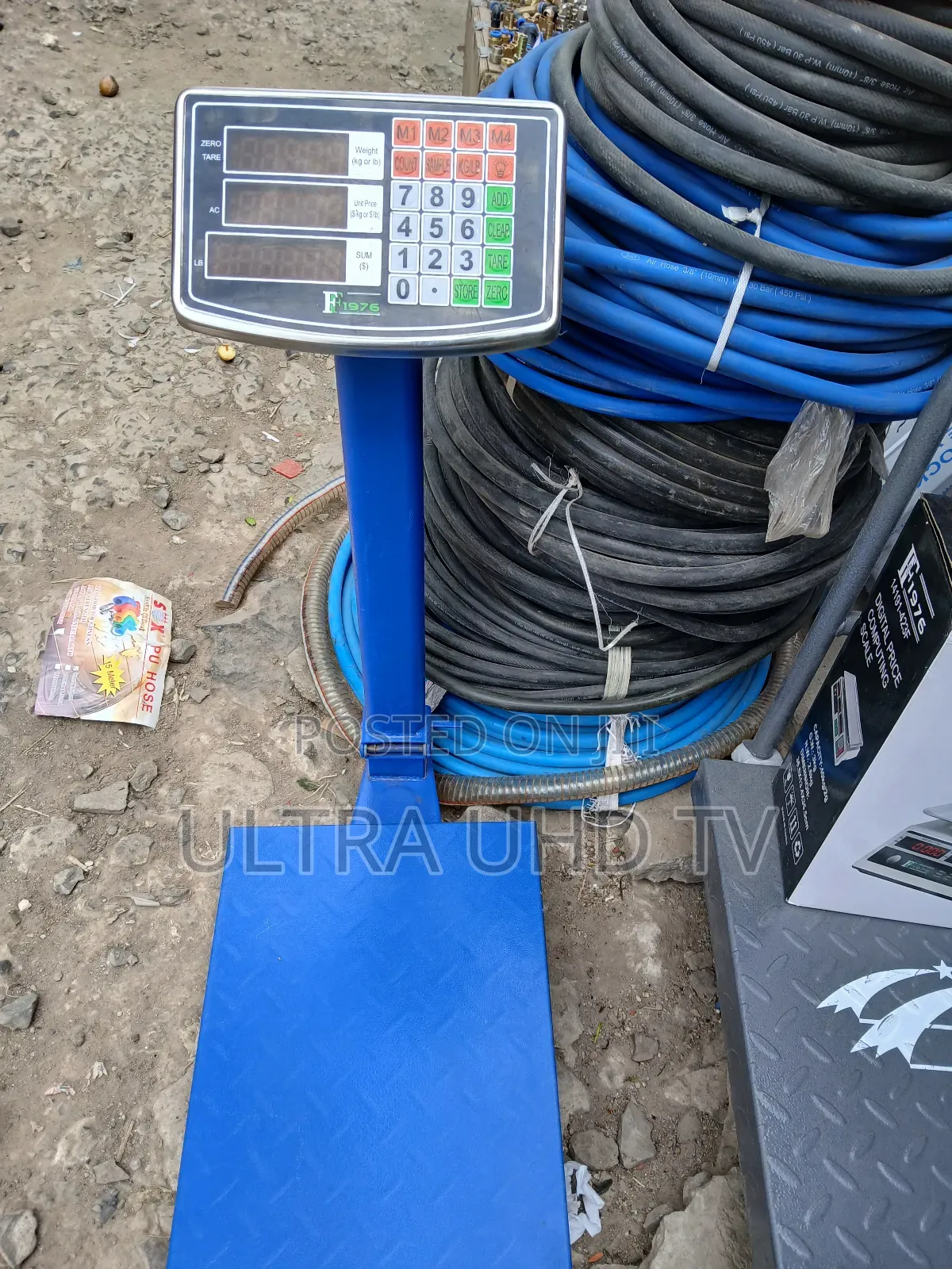 This Is an F1976 Brand Digital Price Computing Platform Scale.