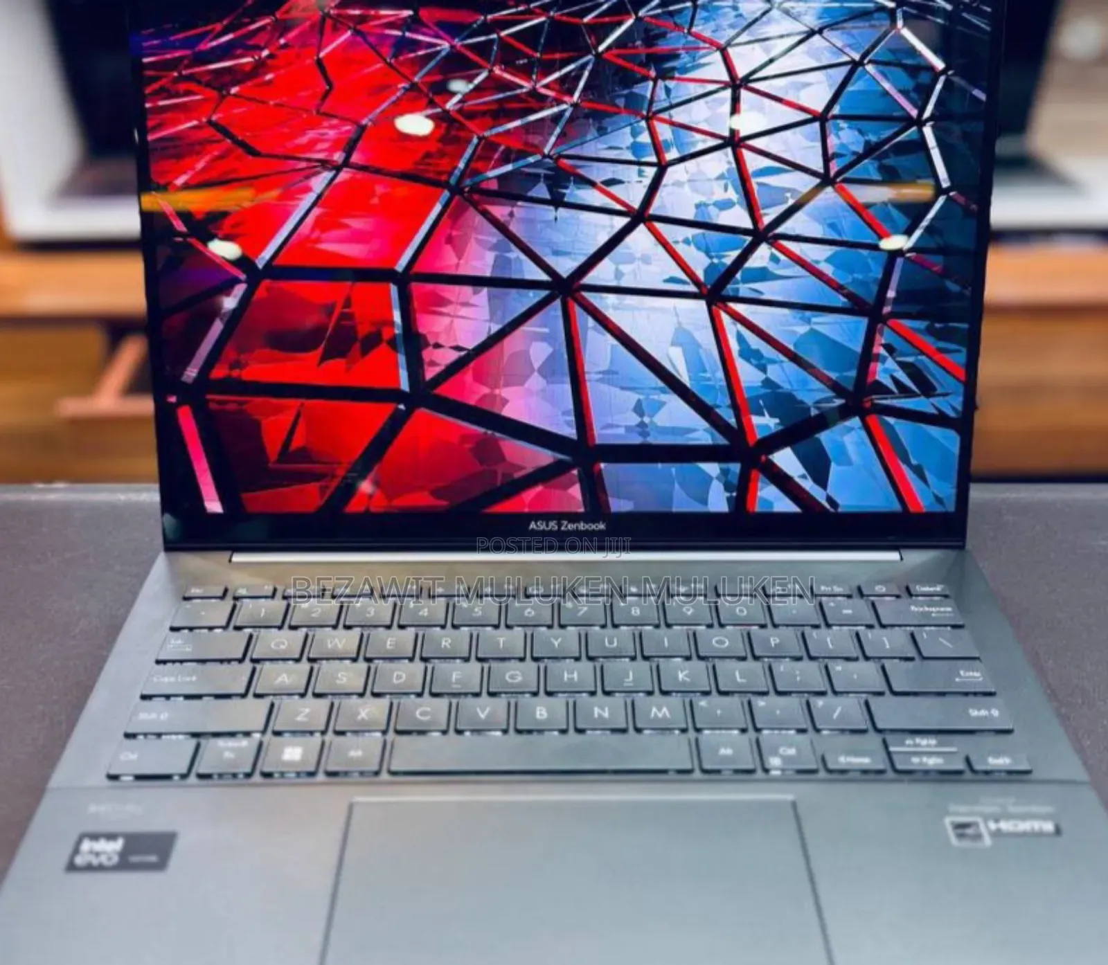 New Laptop Asus ZenBook 13 UX331UN 16GB Intel Core I5 SSD 512GB