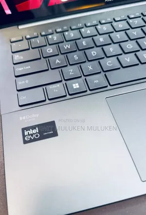 New Laptop Asus ZenBook 13 UX331UN 16GB Intel Core I5 SSD 512GB