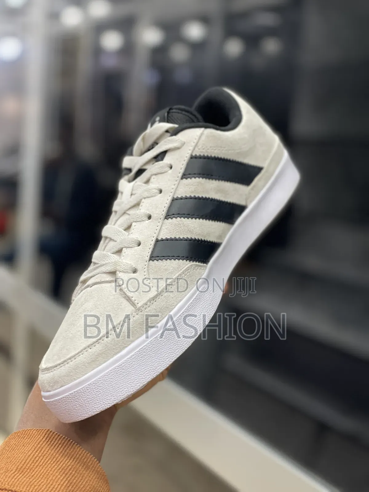 Adidas Low-Top Sneakers - Stylish Casual Shoes (Holiday Price Offer)