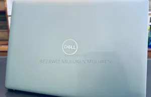 New Laptop Dell Inspiron 16 5620 16GB Intel Core Ultra 7 SSD 1T