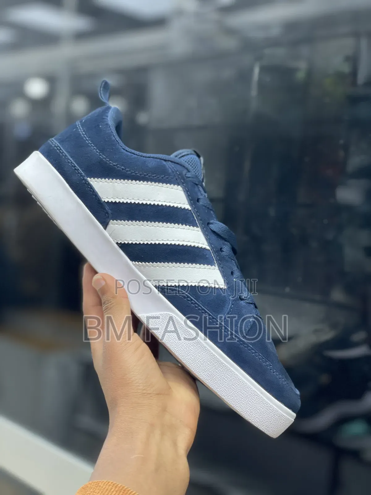 Adidas Low-Top Men's Sneakers (Free Delivery )