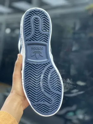 Adidas Low-Top Men's Sneakers (Free Delivery )