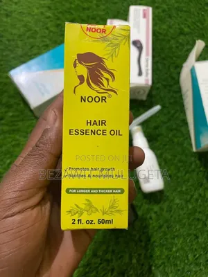 Photo - Noor Hair Essence Oil
