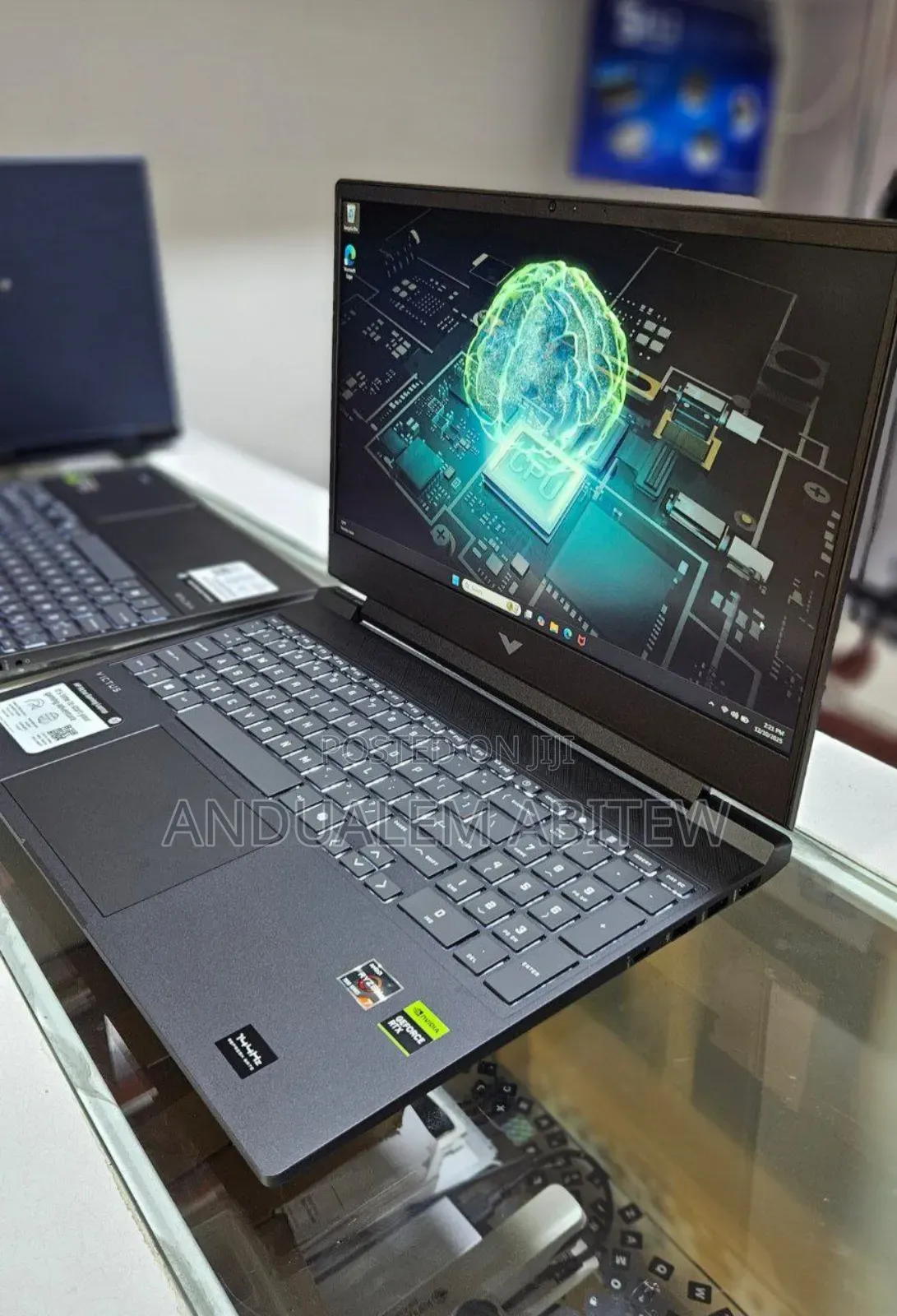 New Laptop HP Victus 15 16GB AMD Ryzen 7 SSD 1T