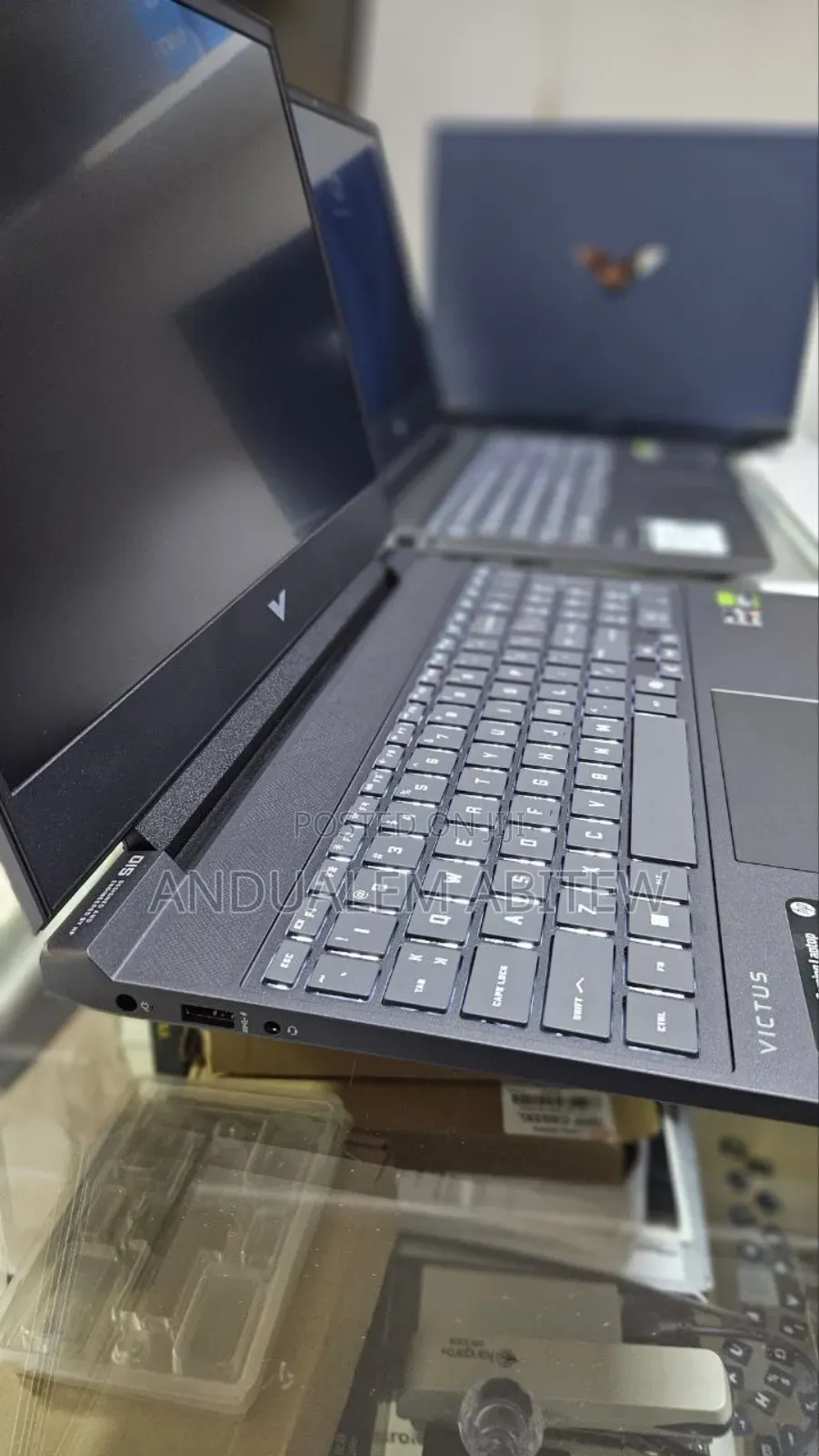 New Laptop HP Victus 15 16GB AMD Ryzen 7 SSD 1T