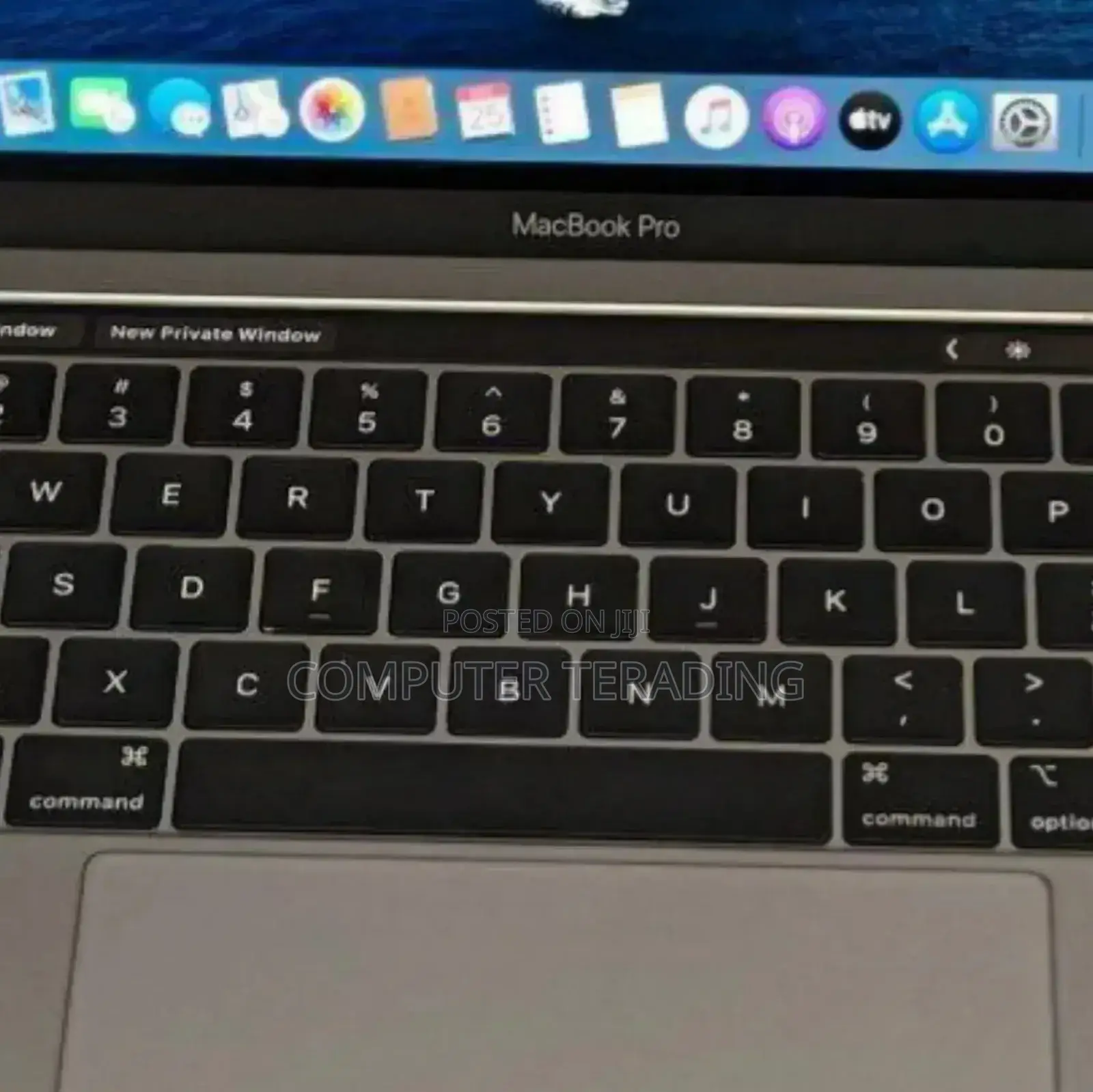 New Laptop Apple MacBook Pro 2019 16GB Intel Core i7 SSD 256GB