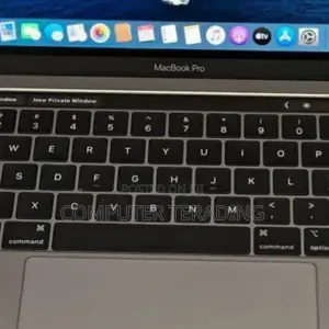New Laptop Apple MacBook Pro 2019 16GB Intel Core i7 SSD 256GB