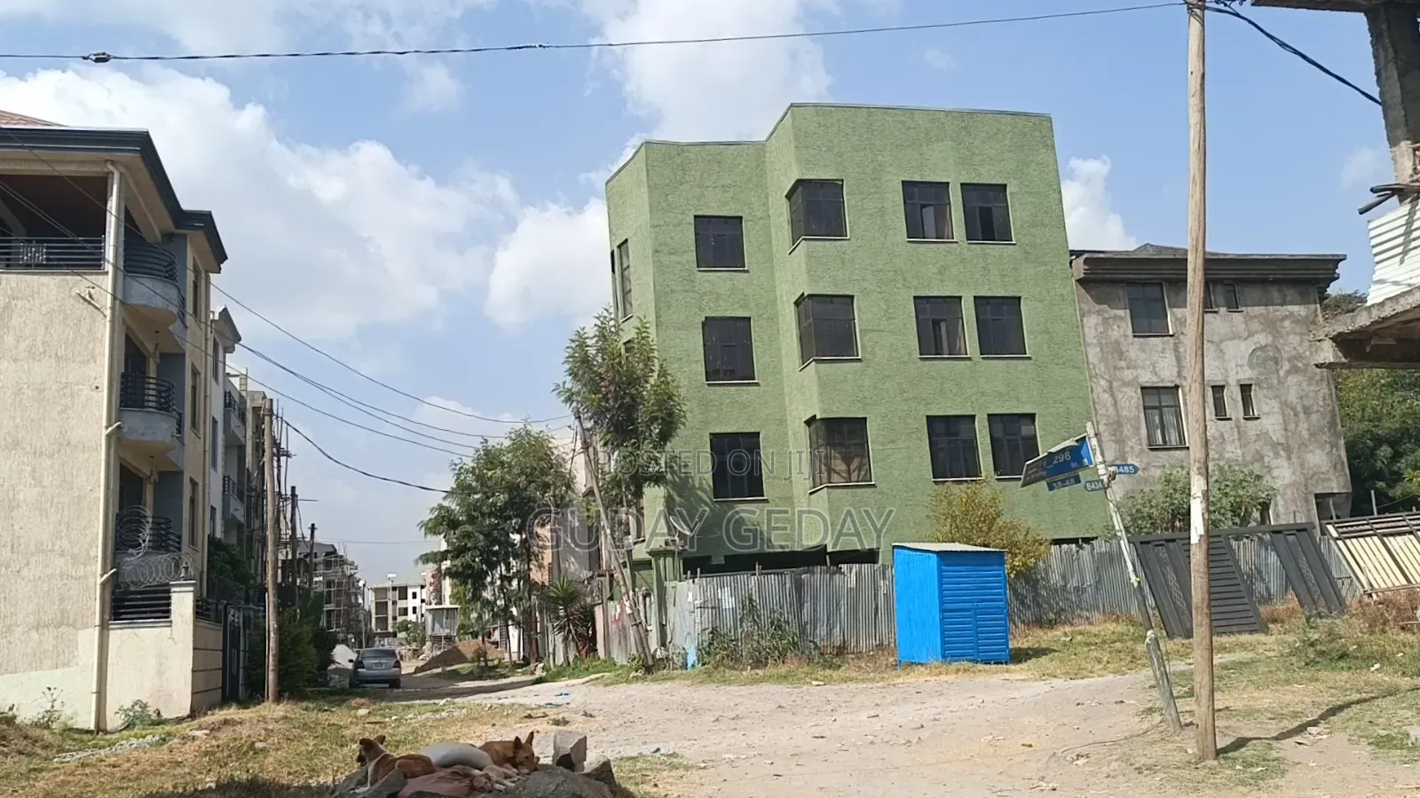 3bdrm House in Akaky Kaliti for sale