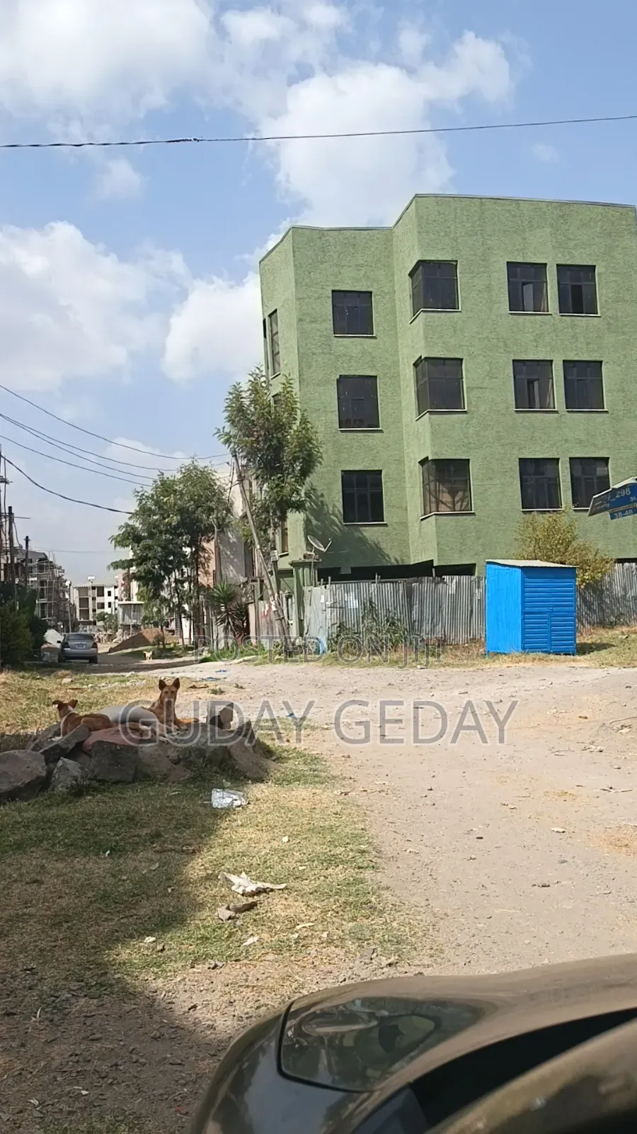 3bdrm House in Akaky Kaliti for sale