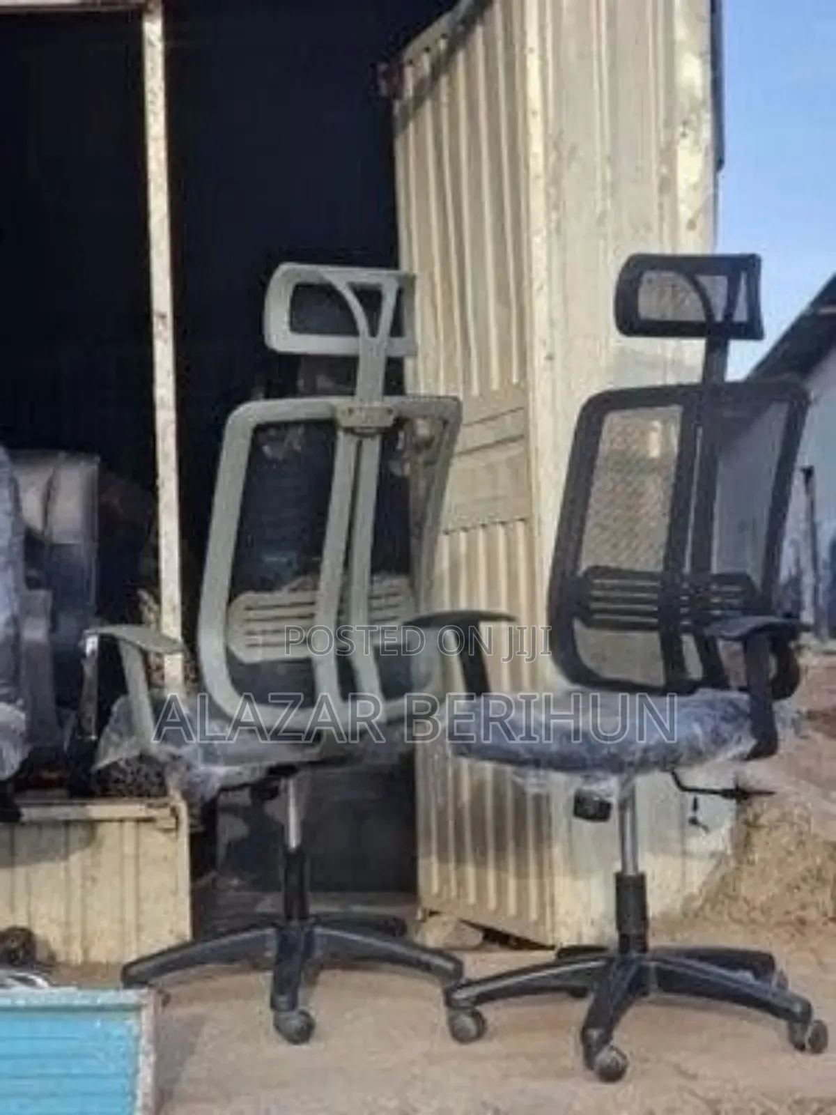 Very Pleasant Manager Office and Staff Chair (Mesh Back)