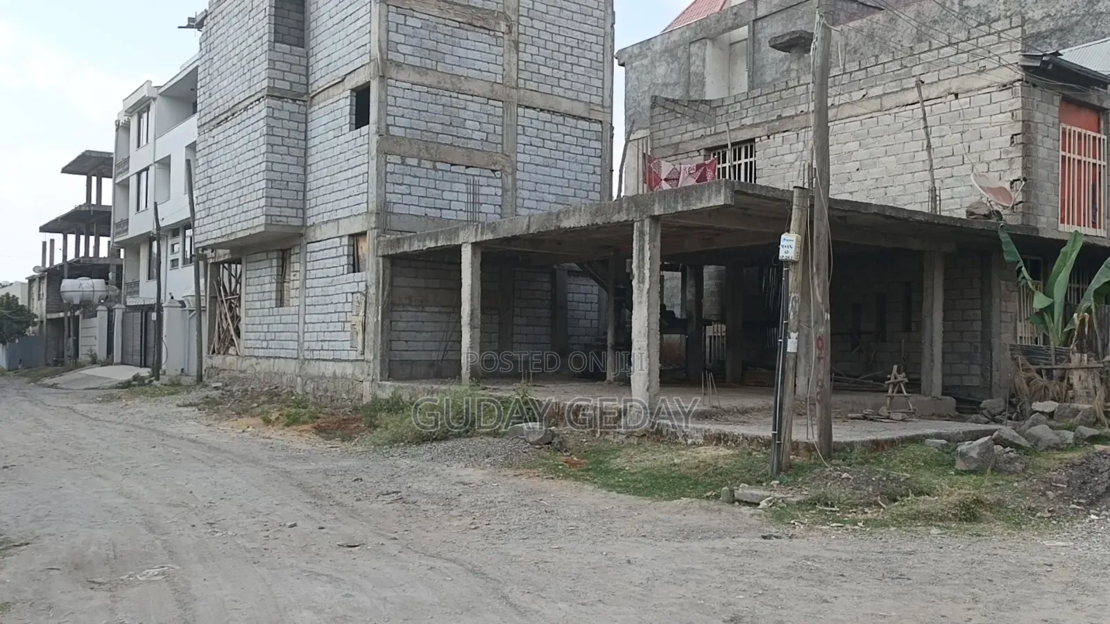 5bdrm House In Akaky Kaliti For Sale