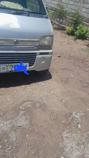 Suzuki Every Wagon 2005 White