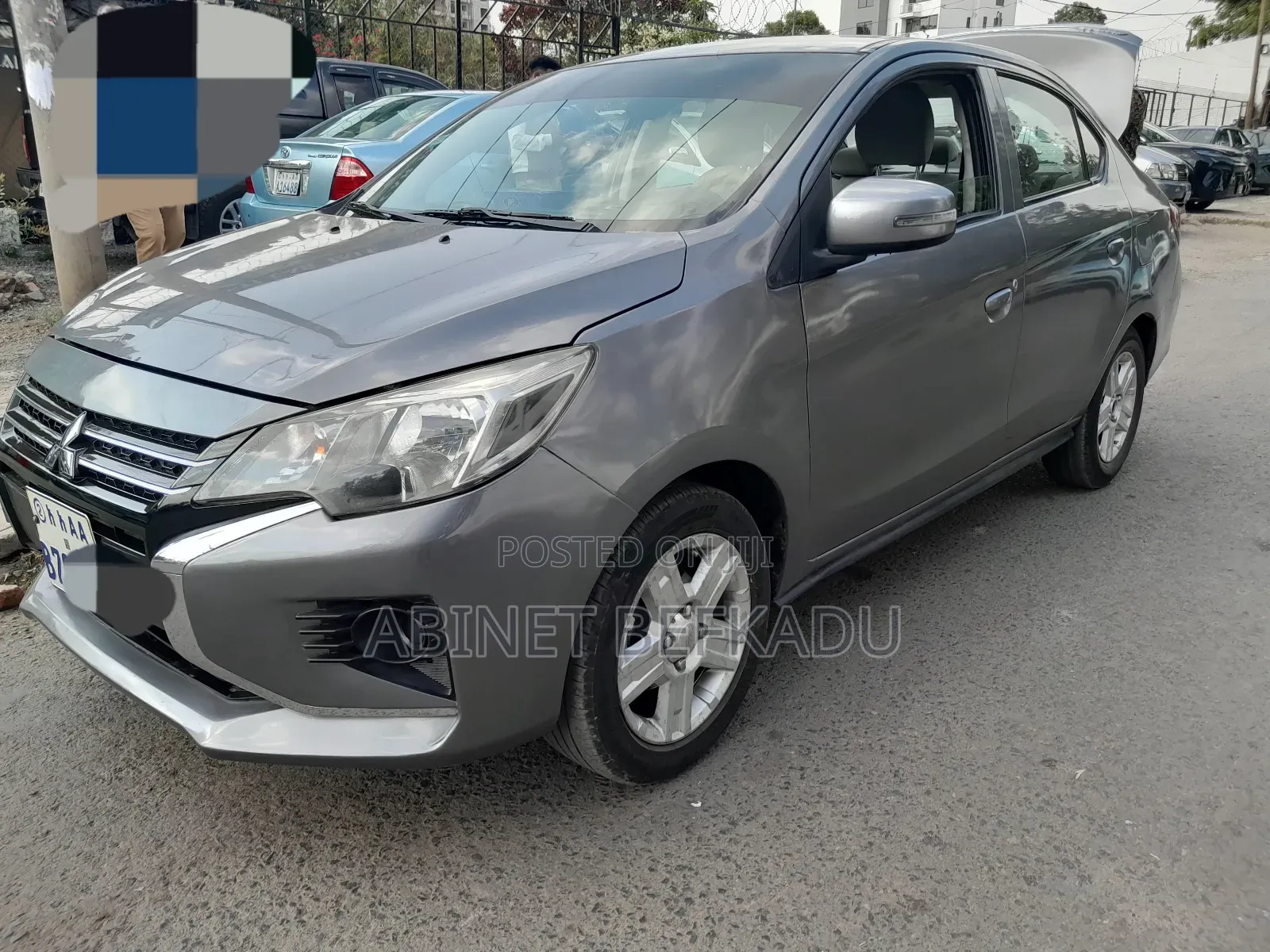 Mitsubishi Attrage 2020 Silver