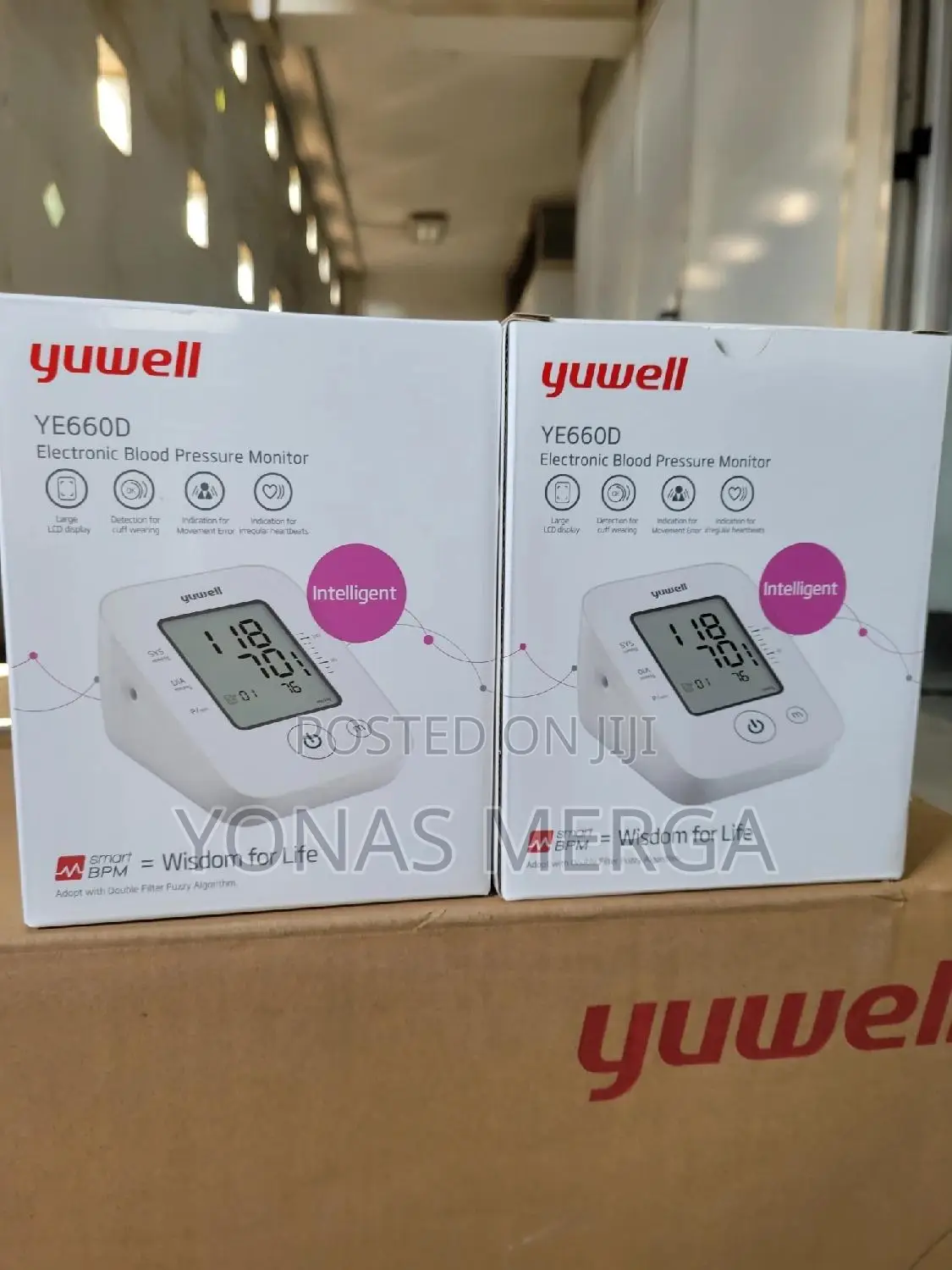 Blood Pressure Monitor判鹼measuring Functions皺翡included:4xaa Batteries