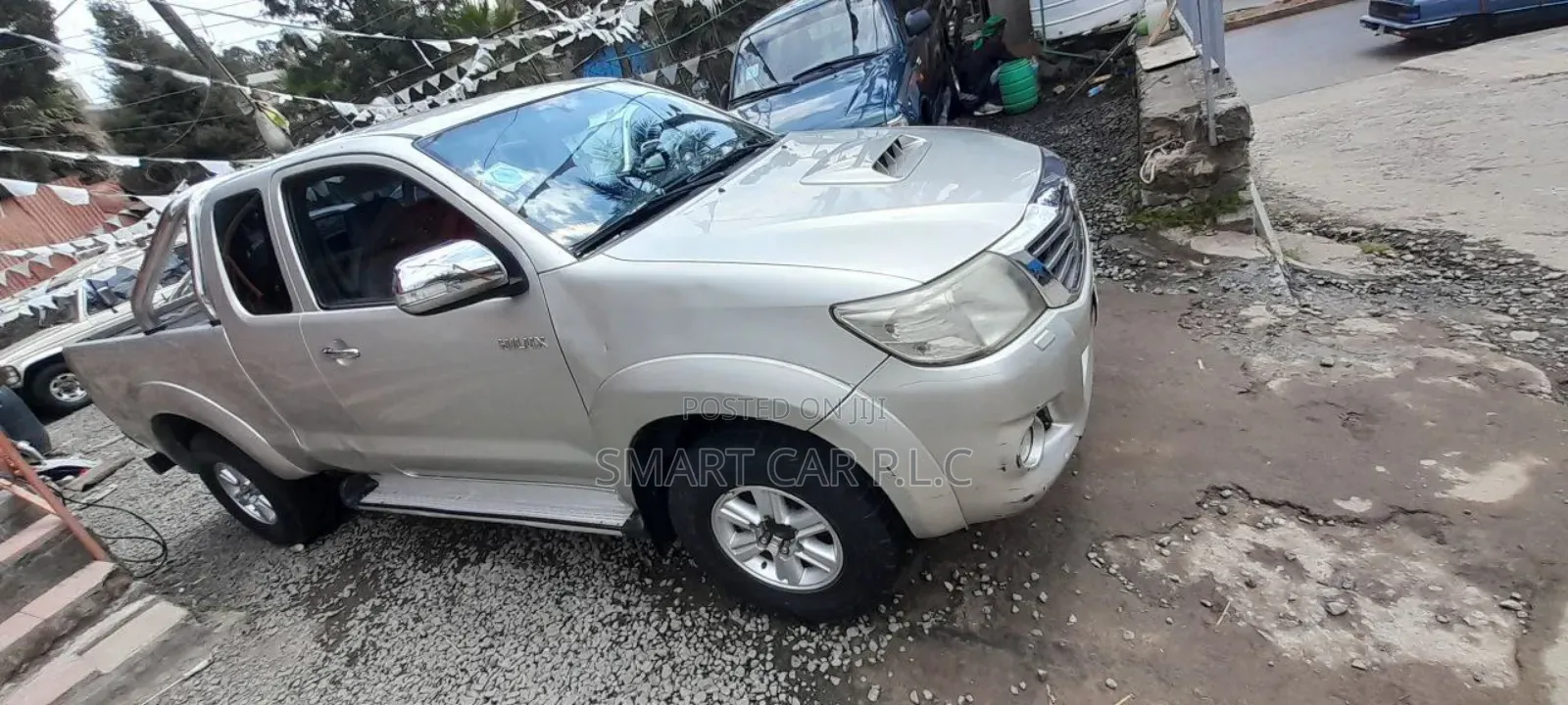 Toyota Hilux 2012 Gold