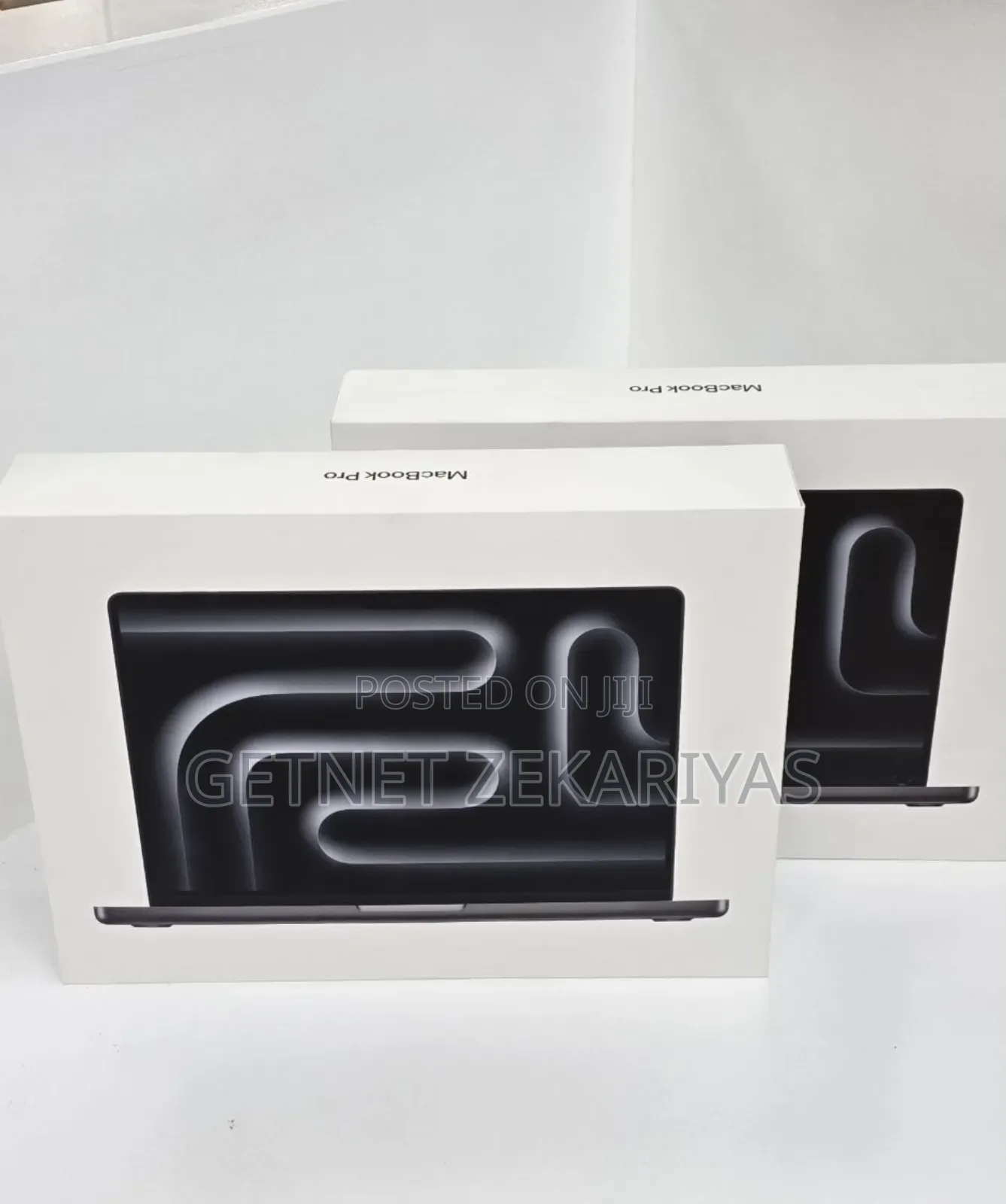 New Laptop Apple MacBook Pro 2024 M4 Pro 14-Inch 16GB Apple M4 SSD 1T