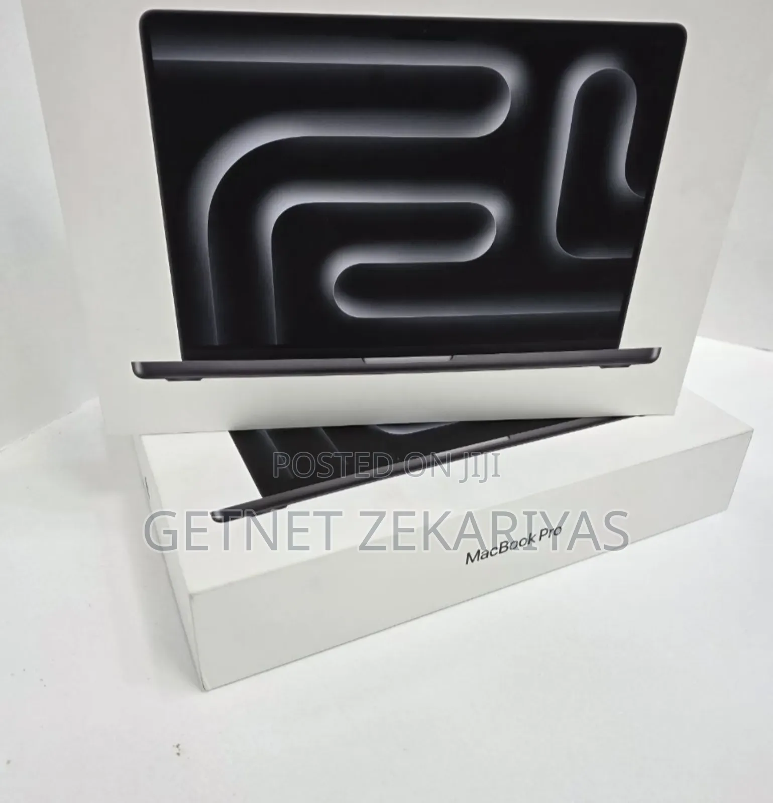 New Laptop Apple MacBook Pro 2024 M4 Pro 14-Inch 16GB Apple M4 SSD 1T