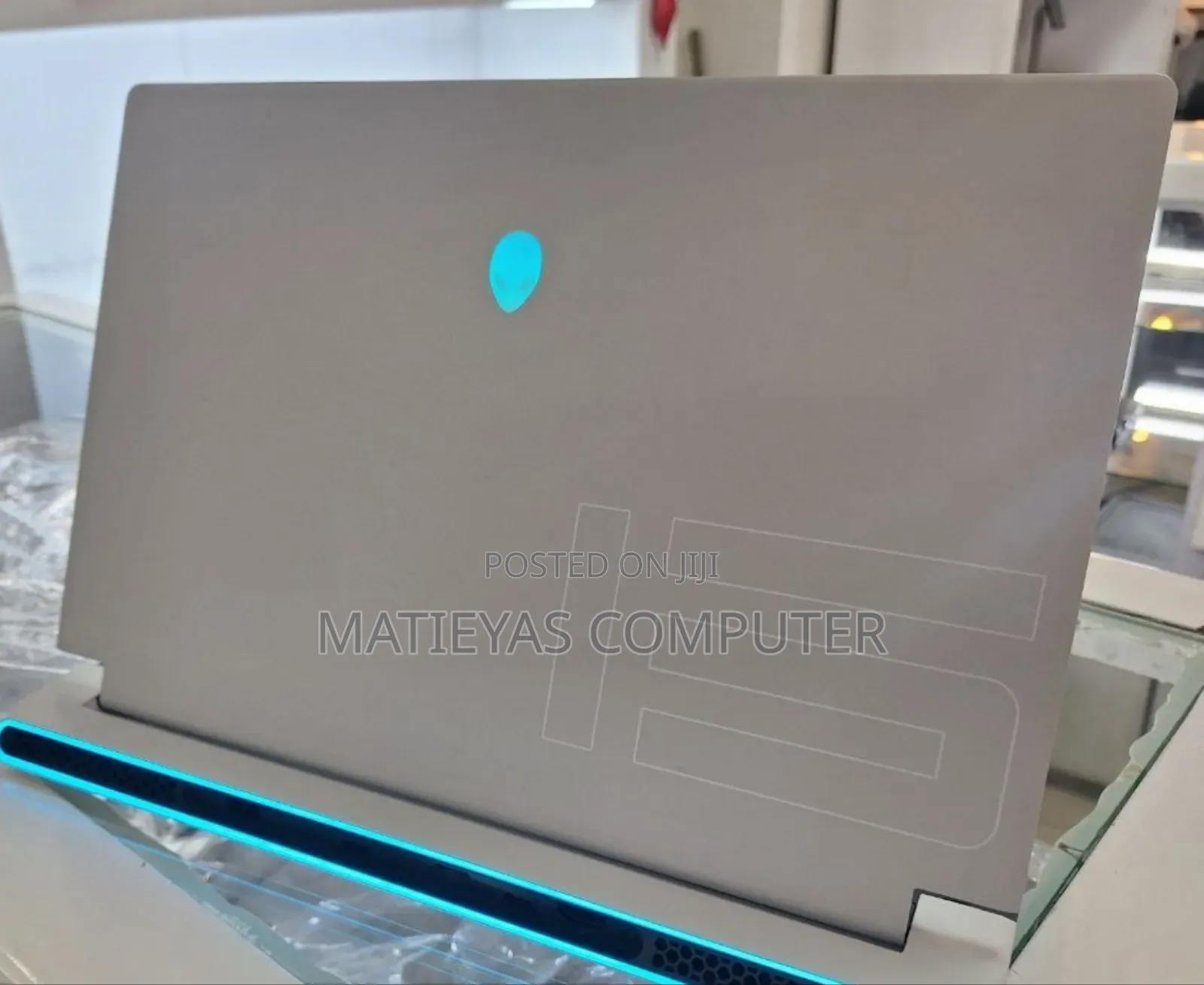 New Laptop Alienware M15 R3 32GB Intel Core I9 SSD 1T