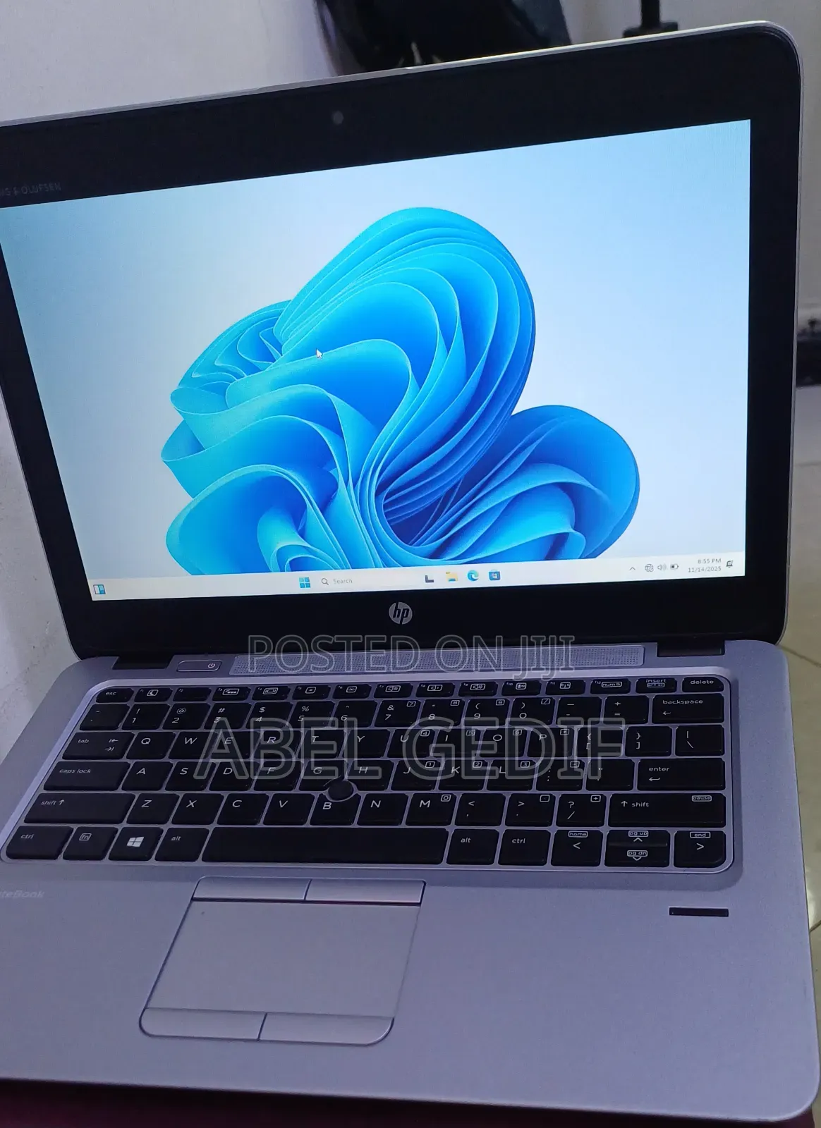 New Laptop HP EliteBook 820 G3 8GB Intel Core I5 HDD 1T