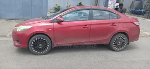 Toyota Yaris 2014 Red