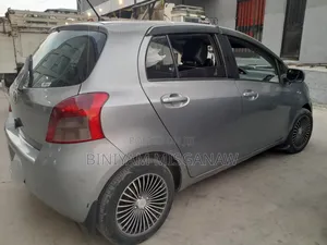 Toyota Yaris 2007 Gray