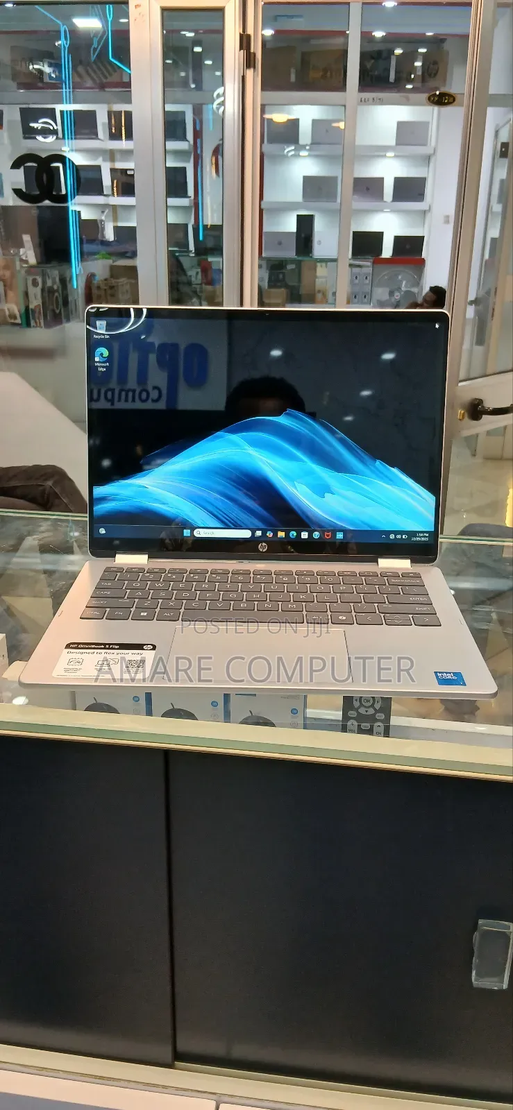 New Laptop HP OmniBook 5 Flip 14-Fp0023dx 16GB Intel Core 7 SSD 512GB