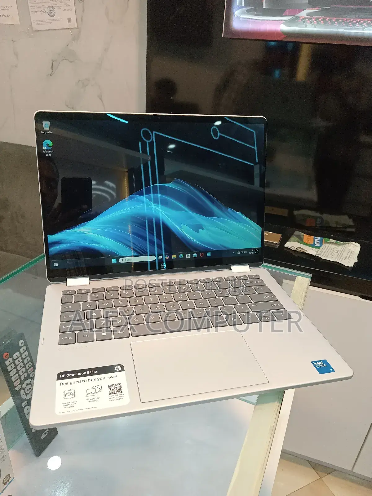 New Laptop HP OmniBook 5 14" 16GB SSD 512GB