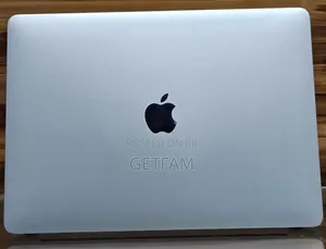 New Laptop Apple MacBook Pro 2019 8GB Intel Core I5 SSD 128GB