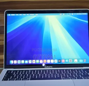 New Laptop Apple MacBook Pro 2019 8GB Intel Core I5 SSD 128GB