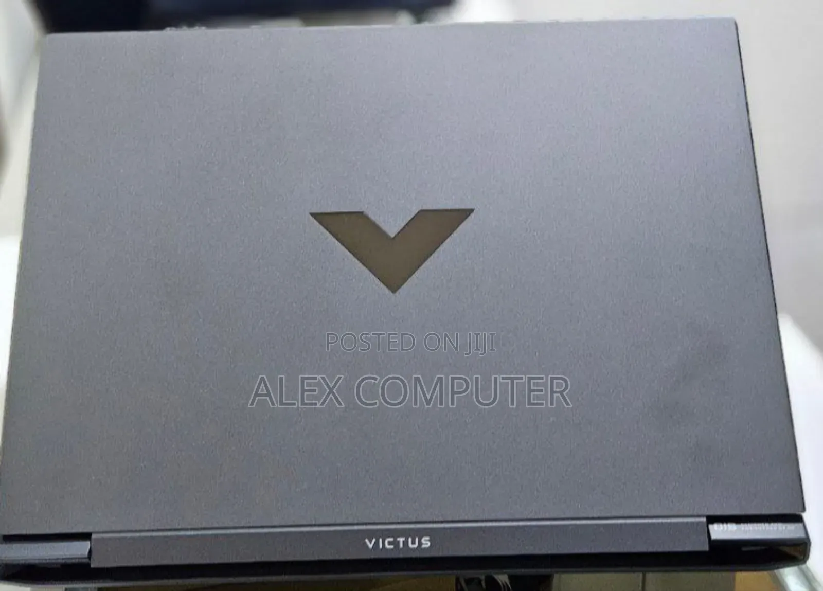 New Laptop HP Victus 15 16GB AMD Ryzen 7 SSD 1T