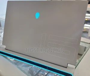 New Laptop Alienware M15 R3 32GB Intel Core I9 SSD 1T