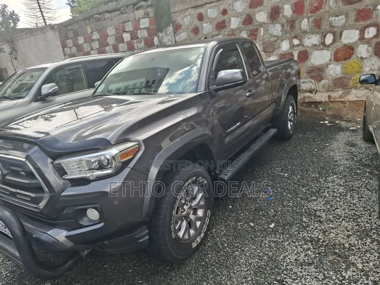 Toyota Tacoma 2017 Gray