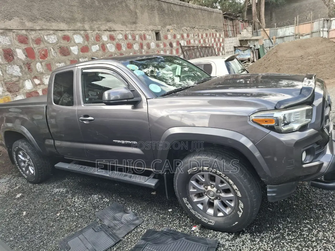 Toyota Tacoma 2017 Gray