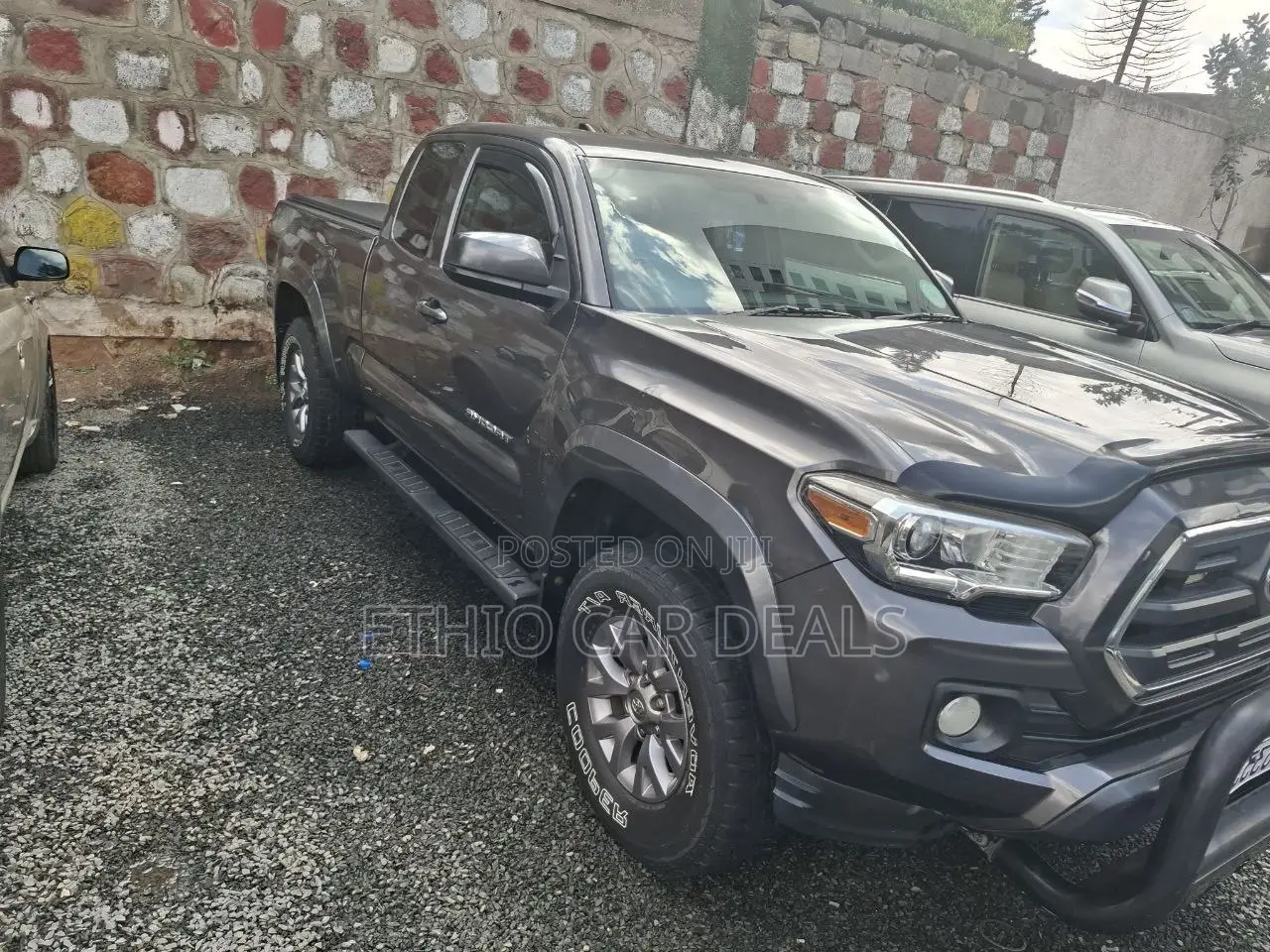 Toyota Tacoma 2017 Gray