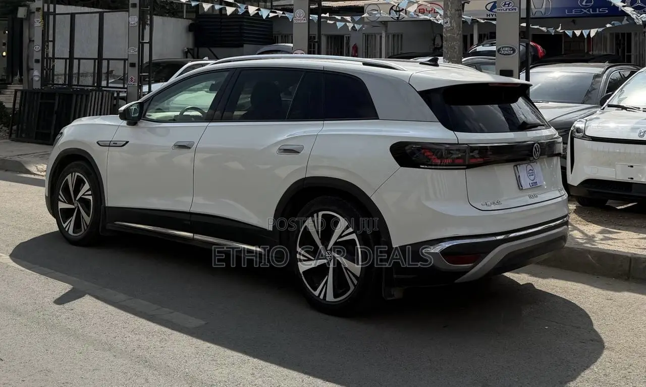 Volkswagen ID.6 2022 White