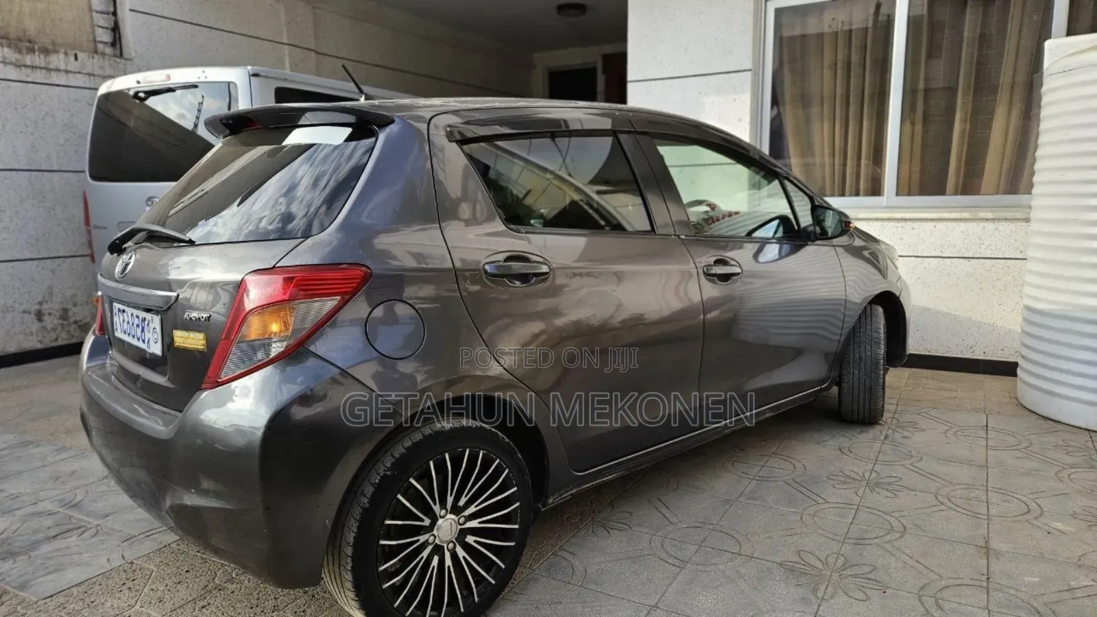 Toyota Yaris 2013 Gray