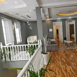 Furnished 10bdrm House in Bole for sale