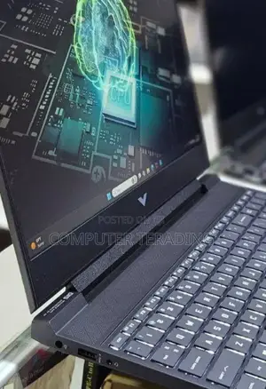 New Laptop HP Victus 15 16GB AMD Ryzen 7 SSD 512GB