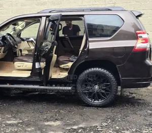 Toyota Land Cruiser Prado 2017 Black