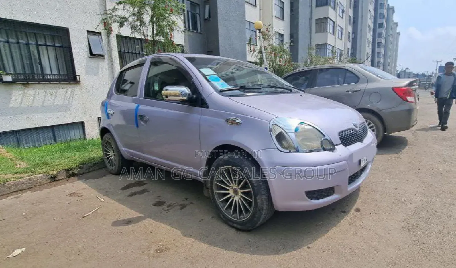 Toyota Vitz 2004 Pink