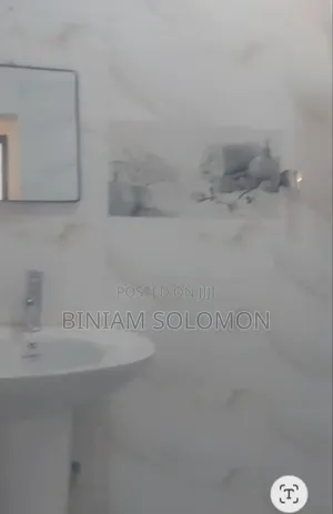 2bdrm Apartment in Yeka for rent