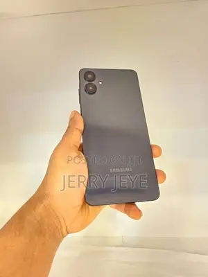 New Samsung Galaxy A06 64 GB Black