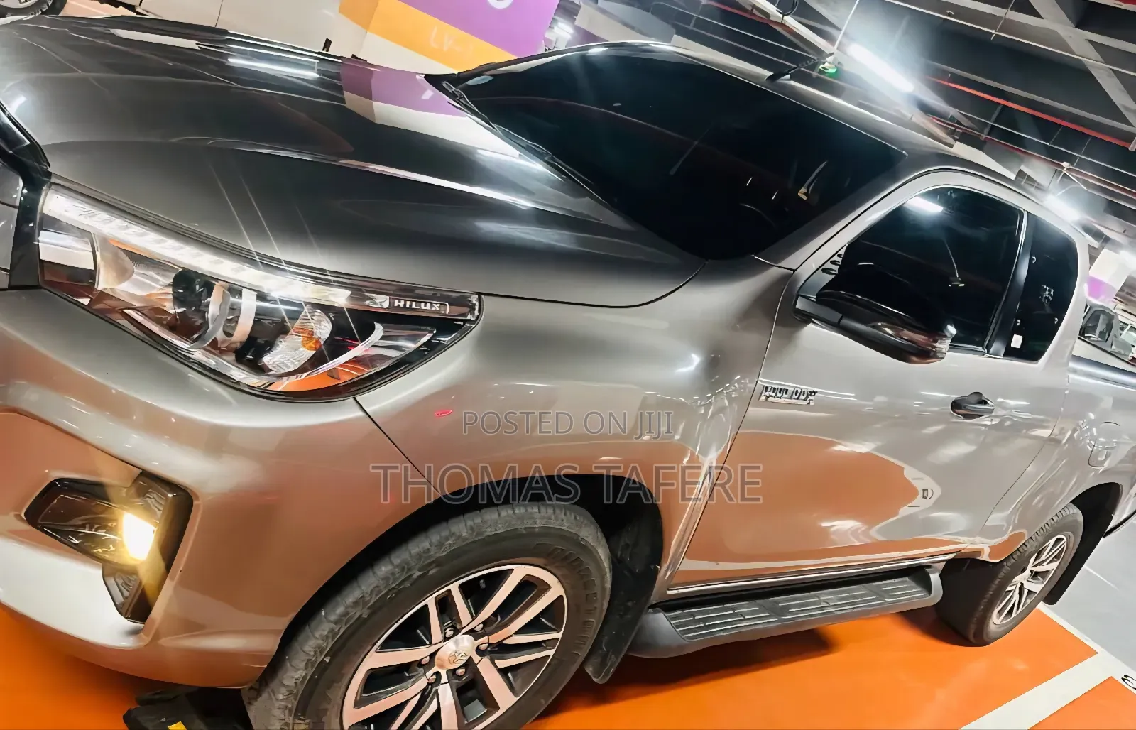 Toyota Hilux 2020 Gold