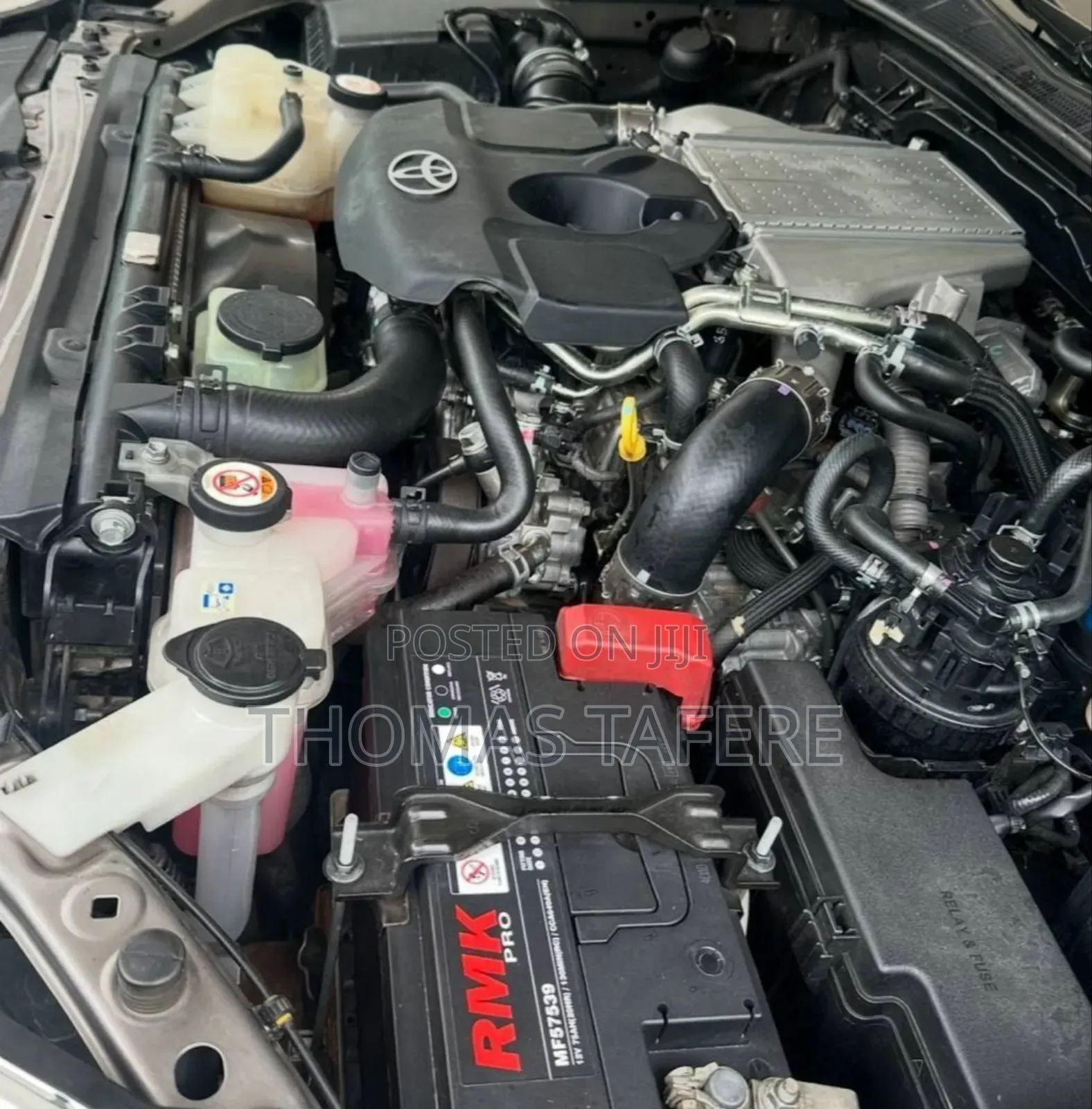 Toyota Hilux 2020 Gold