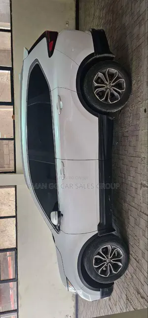 Honda CR-V 2021 White