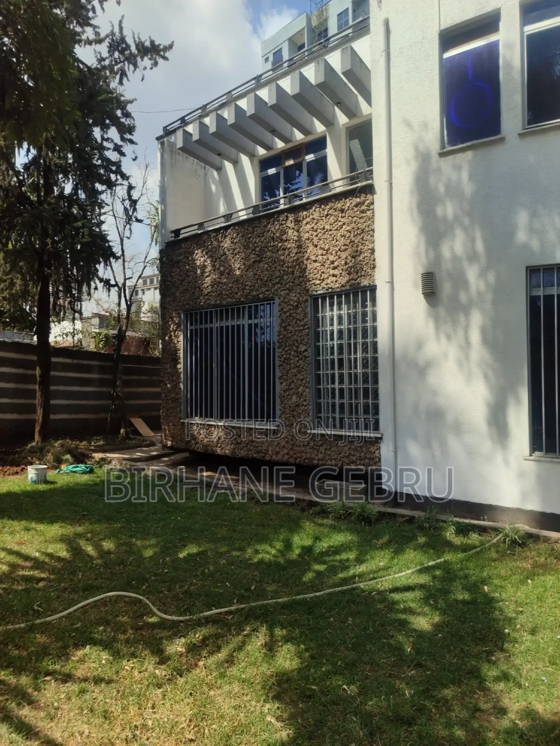 G+2 House Rent for Resturant or Living